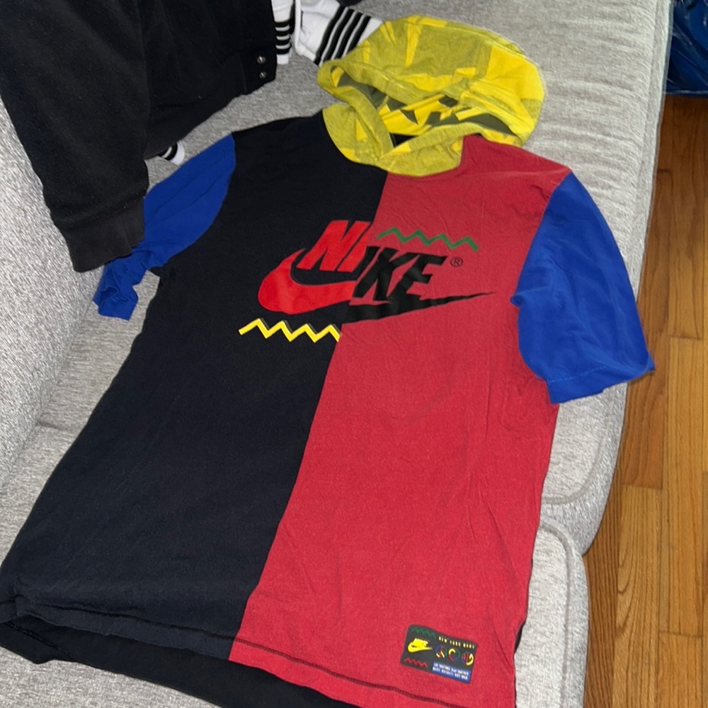 Use Nike tee
